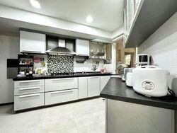 Melville Park (D18), Condominium #625488001